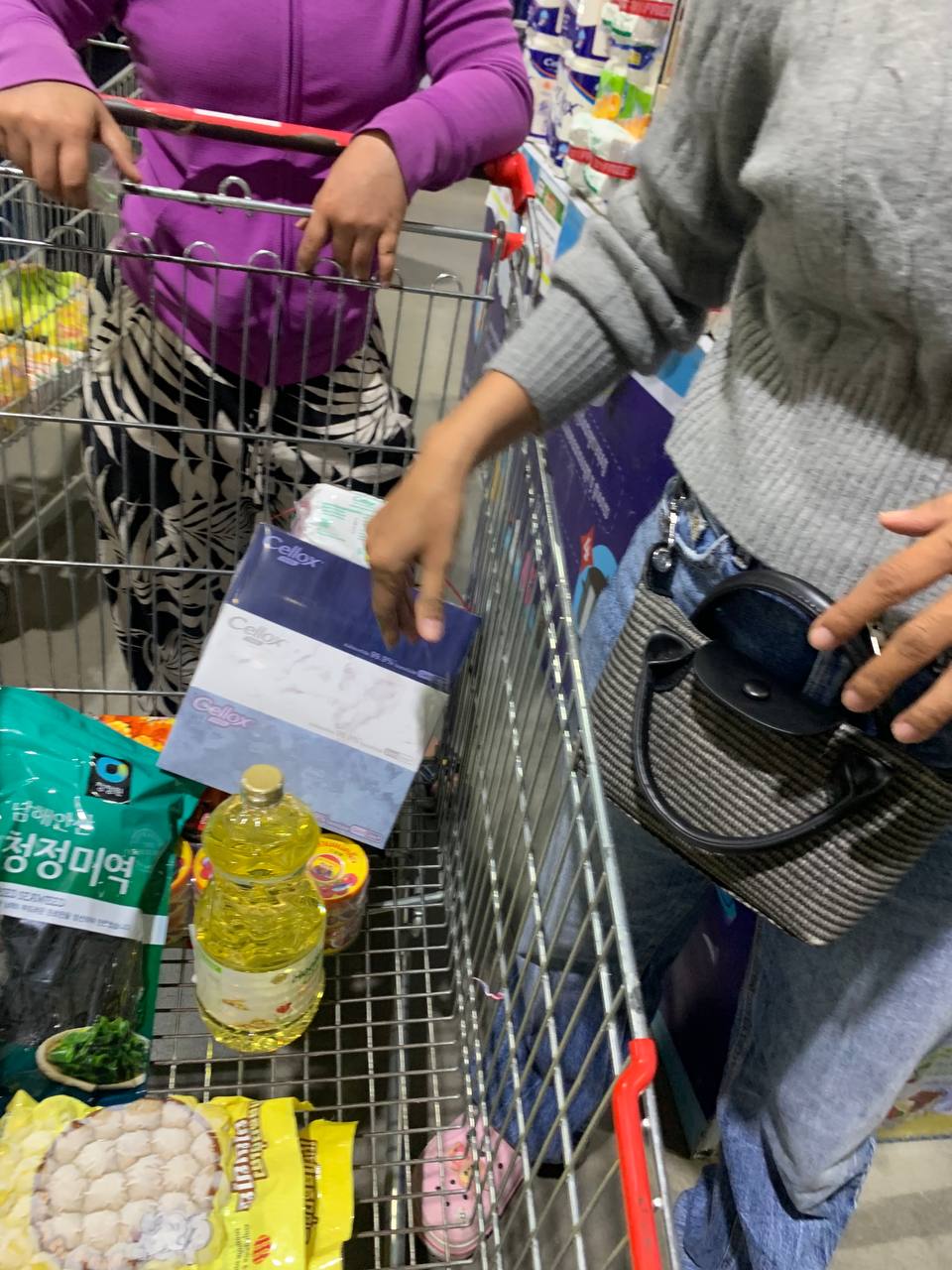 Da Houg Heng's modern trade initiatives for Cellox at Makro Cambodia
